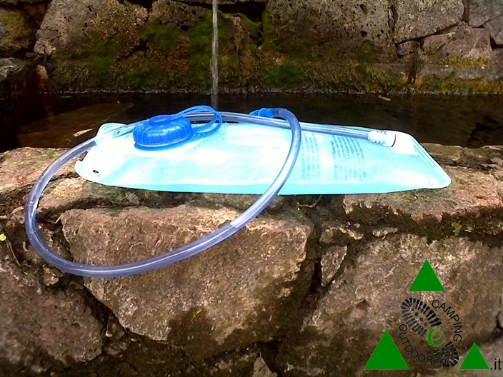 Sacca idrica Trixes hiking water reservoir per zaino idrico idropack (14)