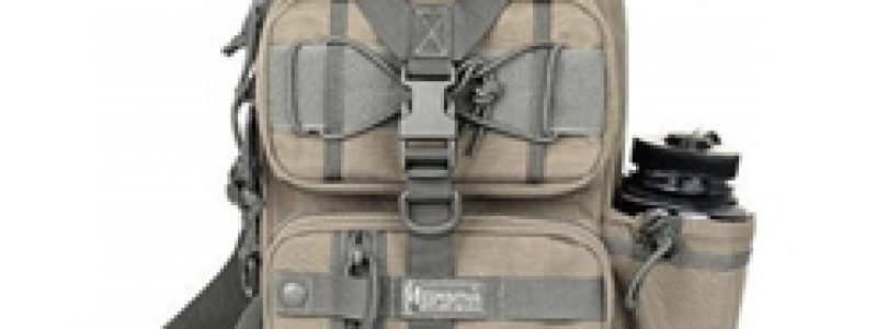 Zaino Maxpedition Sitka Gearslinger: un monospalla da assalto urbano.