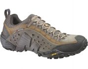 Merrell Intercept GTX: scarpe da uomo ibride per città e hiking.