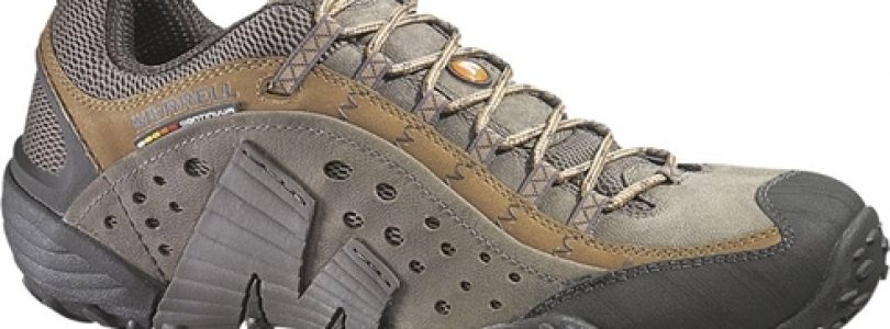 Merrell Intercept GTX: scarpe da uomo ibride per città e hiking.