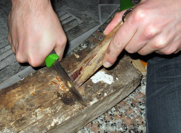 Coltello e acciarino Swedish FireKnife di Light My Fire