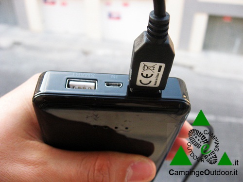 Ricaricare il cellulare in viaggio