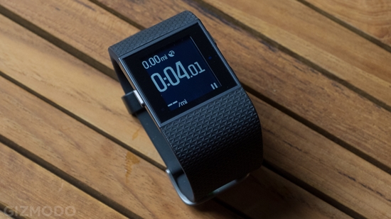 Orologio GPS Fitbit Surge recensione